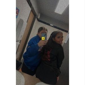 Meet your Posher, Angela